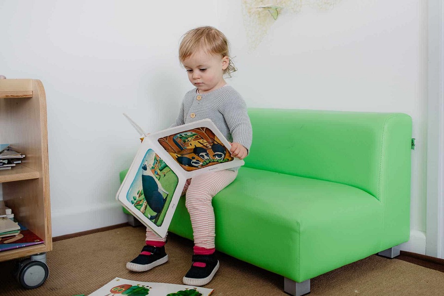 طرق بسيطة لزيادة مهارة القراءة عند طفلك